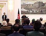 غنی: اگر صنعتکاران افغان تولیدات را معیاری کنند دولت از آنها خریداری می کند